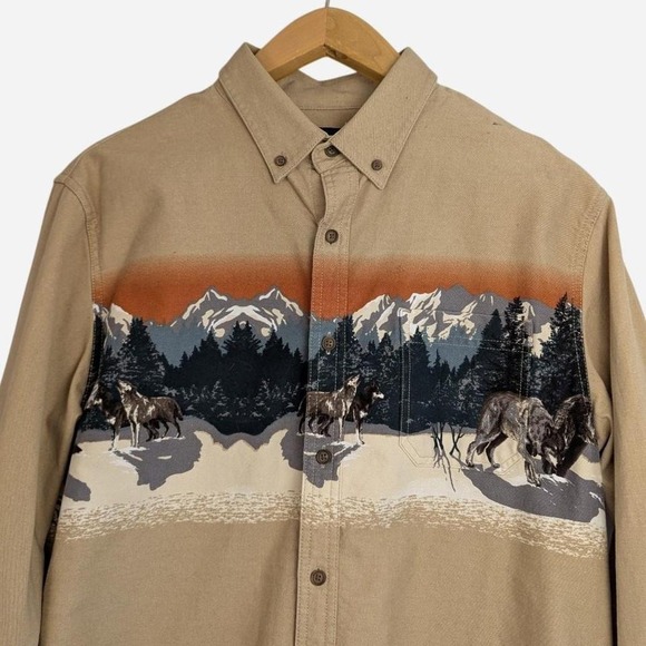 croft & barrow Other - Croft & Barrow Wolf Mountain Scene Novelty Print Button Up Shirt Tan Medium